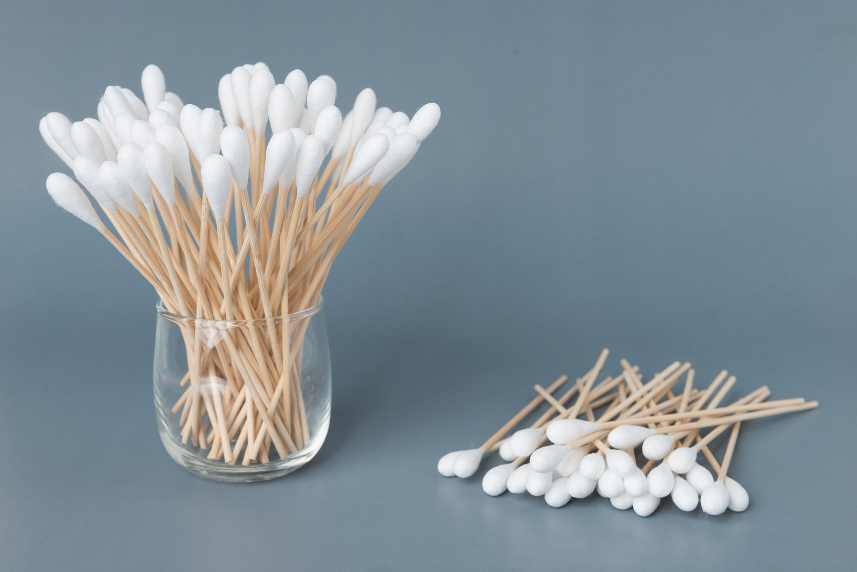Cotton swab